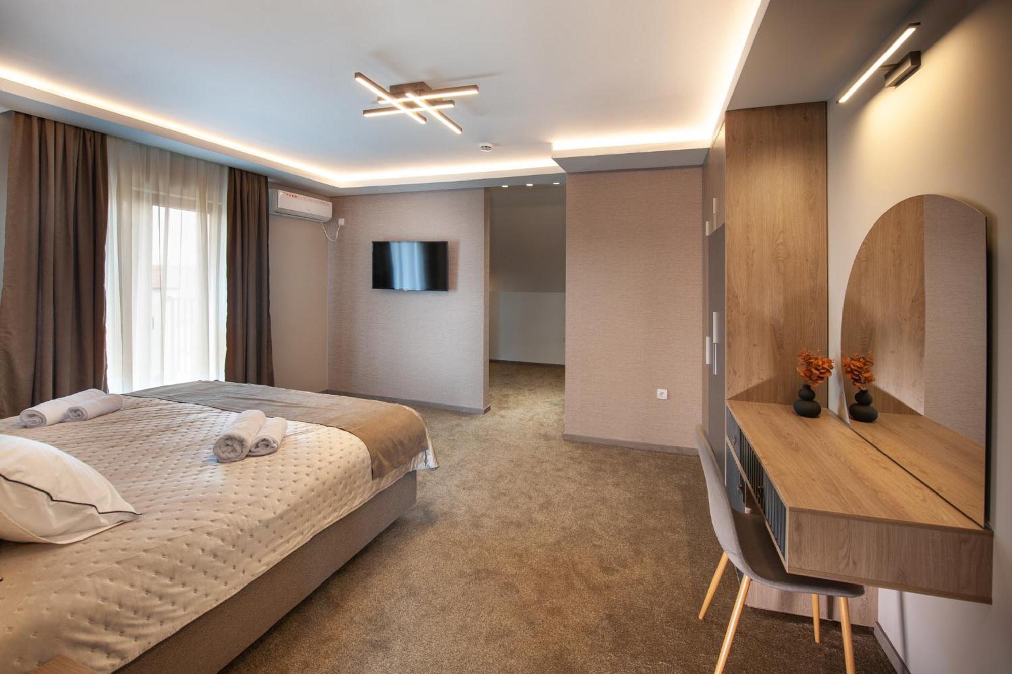 Hotel Kralj كرالييفو الغرفة الصورة