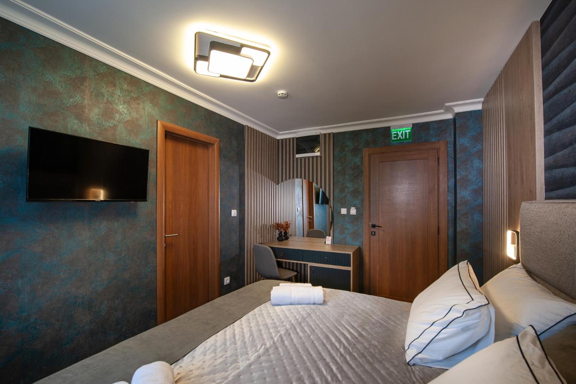 Hotel Kralj كرالييفو المظهر الخارجي الصورة